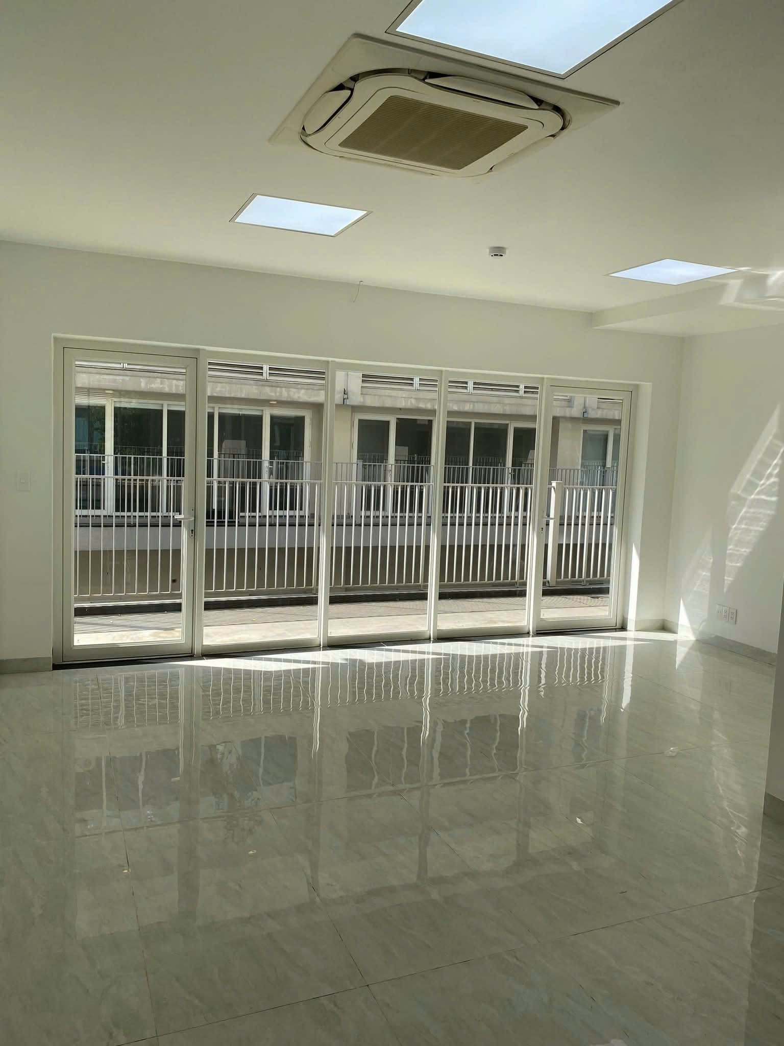 Cho thuê Nhà mặt tiền Phường Thủ Thiêm, Quận 2, Diện tích 114m², Giá 75 Triệu/tháng