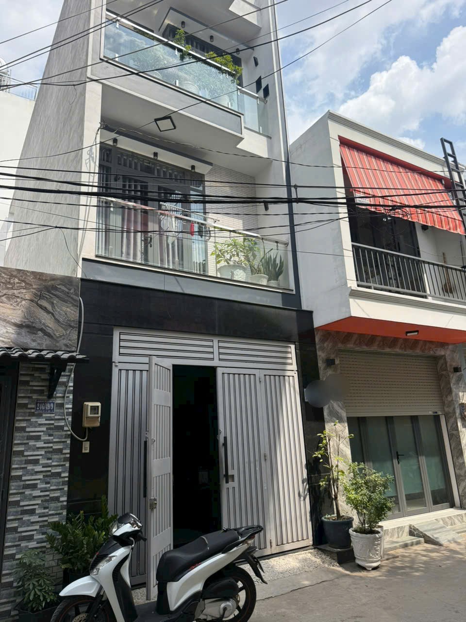 Bán nhà hẻm đường 26/3 Bình Hưng Hòa dt 48m2 , 2 lầu 4pn ,3wc giá 6,45 tỷ