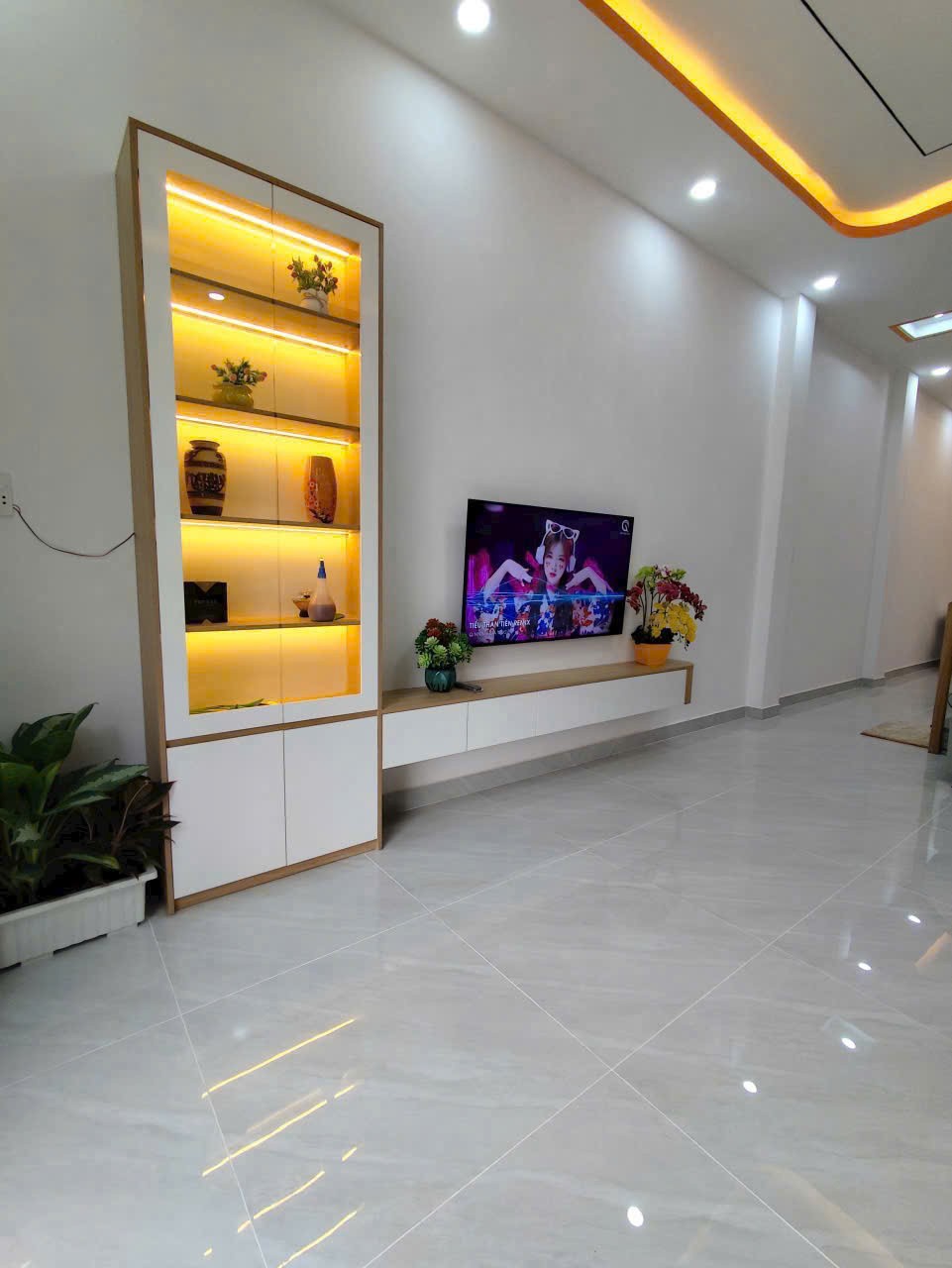 Bán nhà KDC Cát Tường Phú Sinh, Mỹ Hạnh Bắc dt 48m2 , 1 lầu ,2pn, 2wc hướng nam giá 1,79 tỷ 5