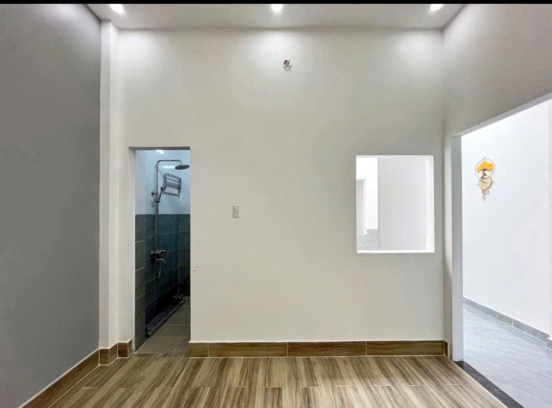 Bán nhà mới xây Mỹ Hạnh Nam, Đức Hòa dt 190m2 3pn, 2wc , sân oto giá 2,35 tỷ 5