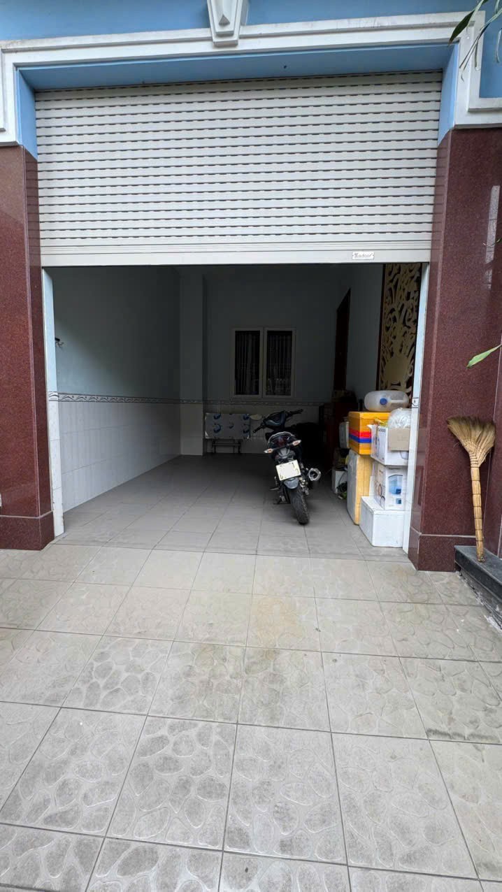 Cần bán Biệt thự Phường Linh Trung, Thủ Đức, Diện tích 162m², Giá 18.6 Tỷ 2