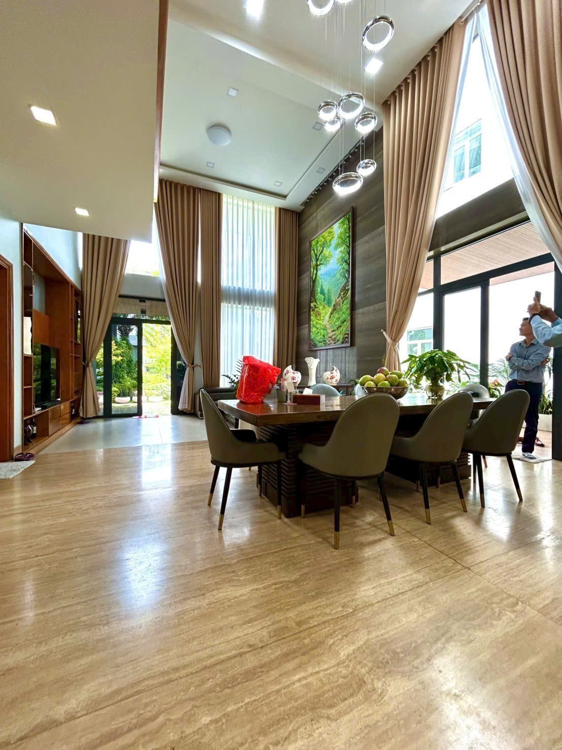 Cần bán Biệt thự Phường Phú Hữu, Quận 9, Diện tích 341m², Giá Thương lượng 6