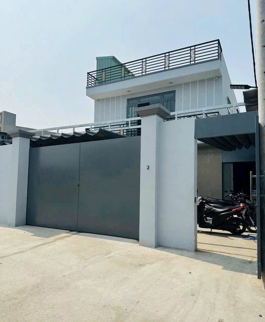 Bán nhà xưởng mt đường 1B, Vĩnh Lộc B dt 285m2 ( 250m2 thổ) 1 lầu , hoàn công giá chốt 12 tỷ 5