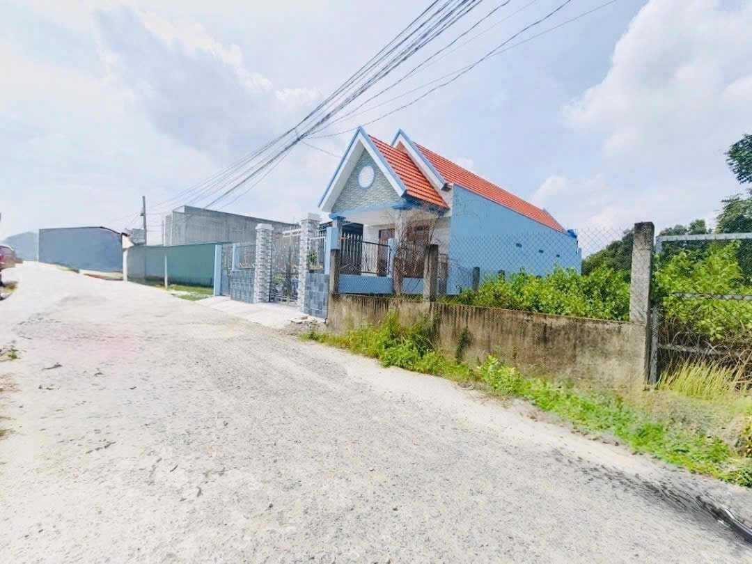 Bán 2 lô thổ cư đường oto beton dt 135-270m2 ấp Thanh Hiệp , xã Thanh Phú  giá 1,6 -3,1 tỷ 3