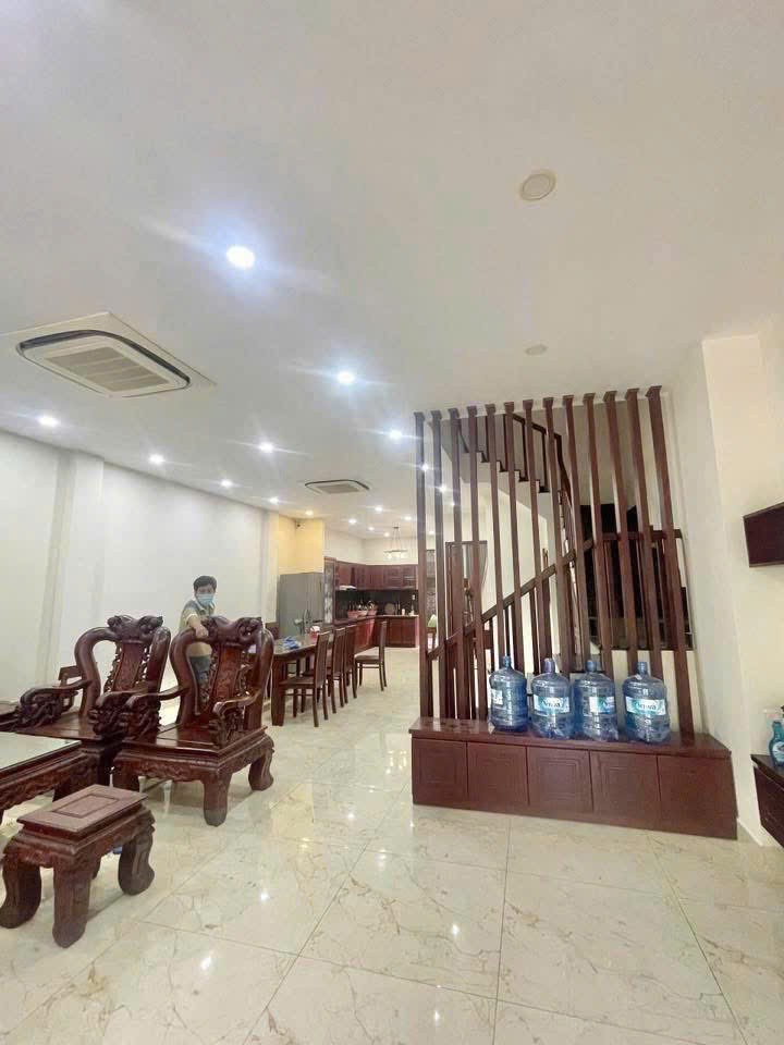 Cho thuê Biệt thự Thủ Đức, Hồ Chí Minh, Diện tích 149m², Giá 18 Triệu/tháng 2