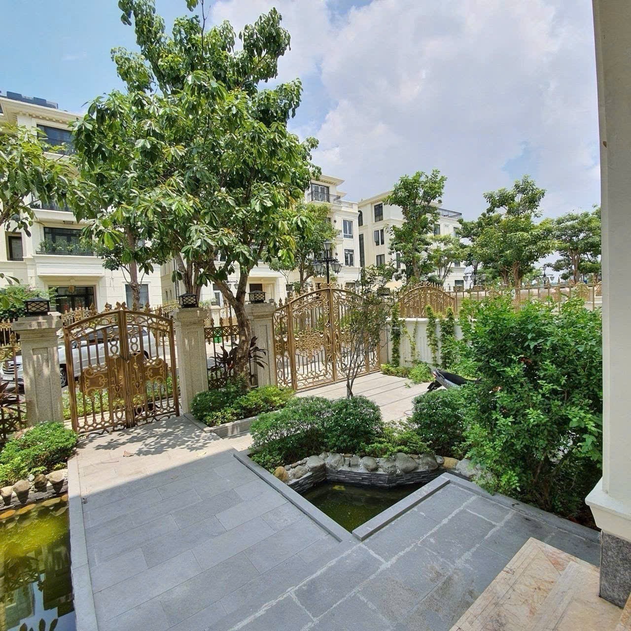 Cho thuê Biệt thự Phường Bến Nghé, Quận 1, Diện tích 225m², Giá Thương lượng 6