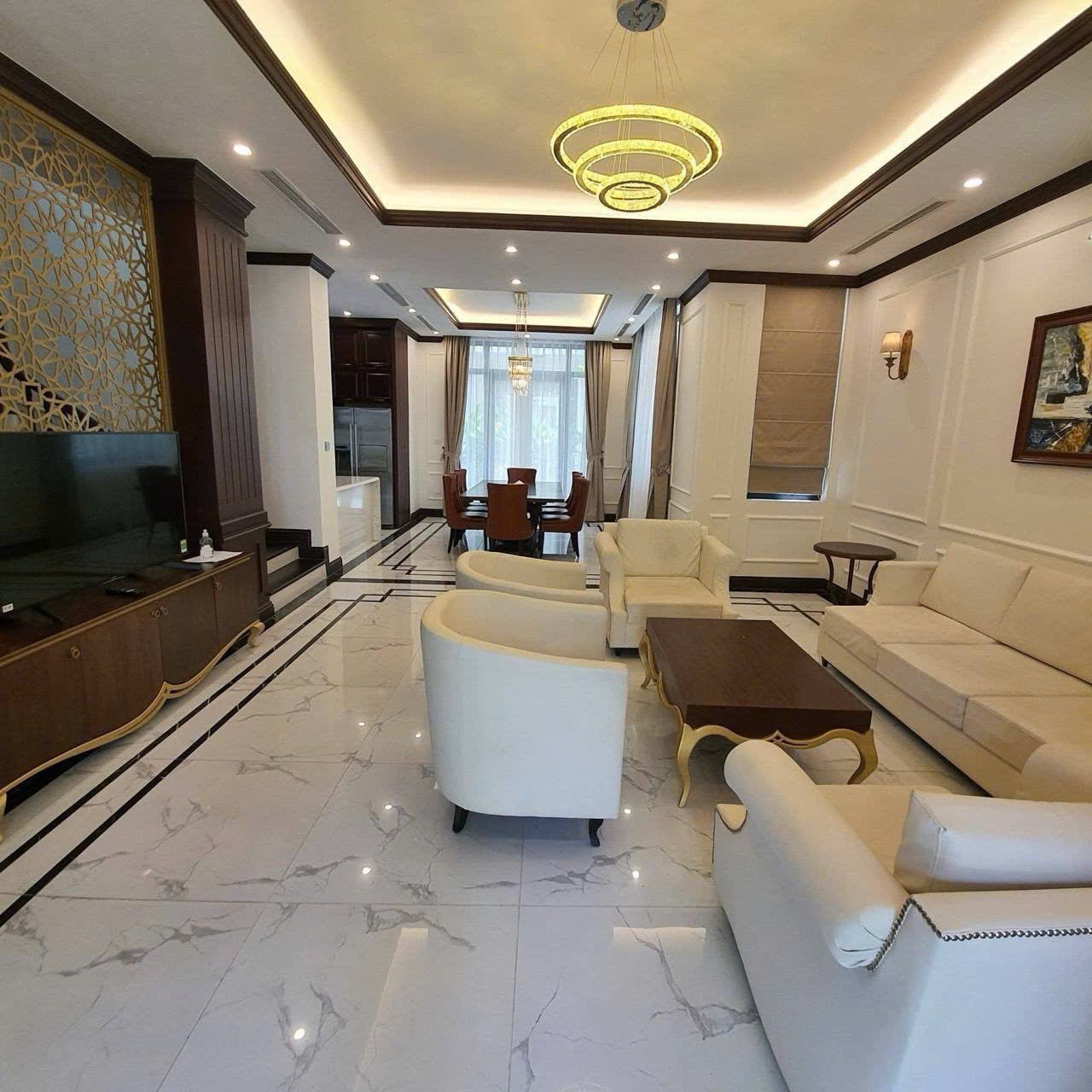 Cho thuê Biệt thự Phường Bến Nghé, Quận 1, Diện tích 225m², Giá Thương lượng 11