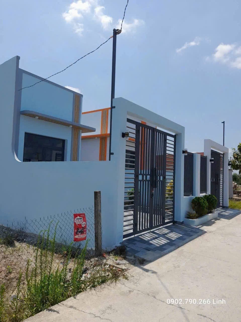 Bán 2 nhà cấp 4 mới xây đường oto beton xã Long Khê dt 150m2 3pn,4wc ,hoàn công giá 1,98 tỷ 1 căn