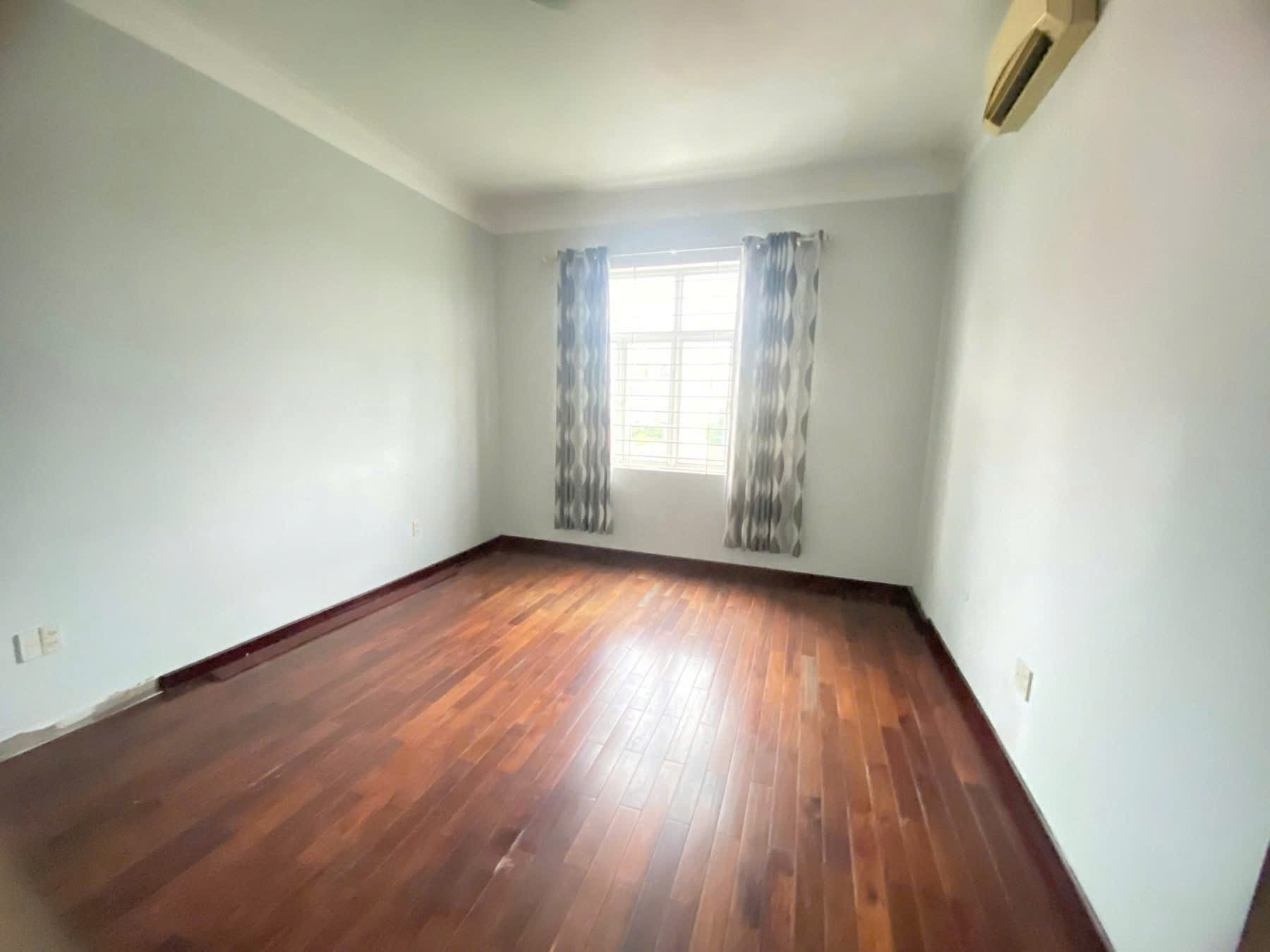 Cần bán Nhà mặt tiền Quận 2, Hồ Chí Minh, Diện tích 150m², Giá Thương lượng 5