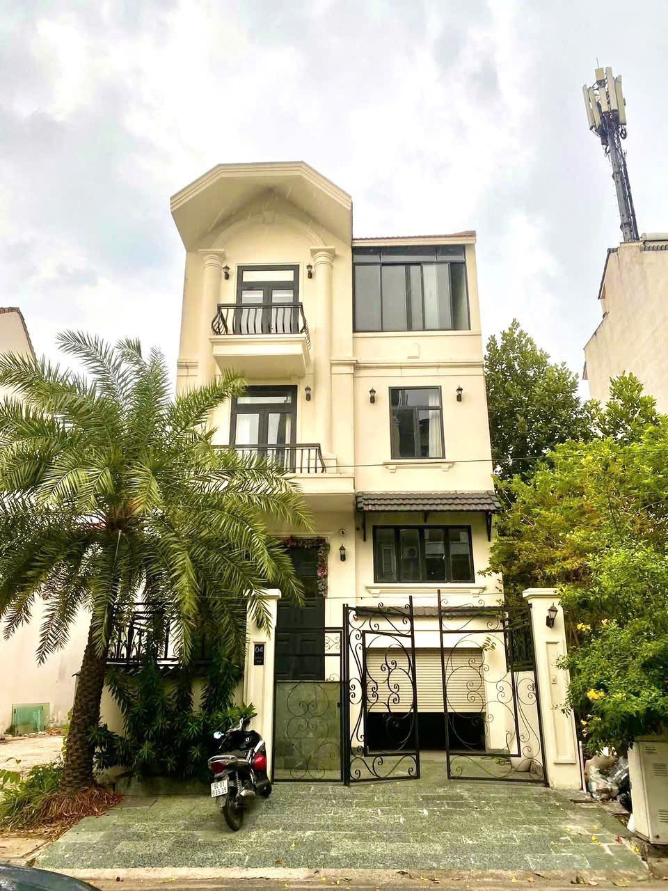 Cần bán Nhà mặt tiền Quận 2, Hồ Chí Minh, Diện tích 150m², Giá Thương lượng 12