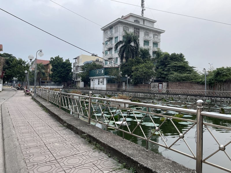 Bán Đất Phúc Lợi Long Biên 35m2 – View hồ thoáng mát, đường thông ô tô tránh, gần trường học