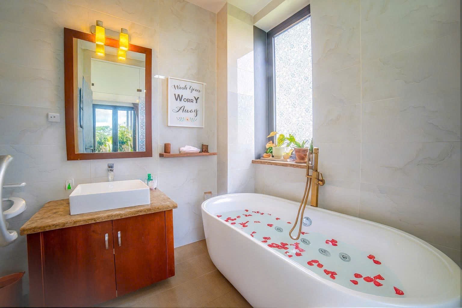 Cho thuê Biệt thự Quận 9, Hồ Chí Minh, Diện tích 800m², Giá Thương lượng 6