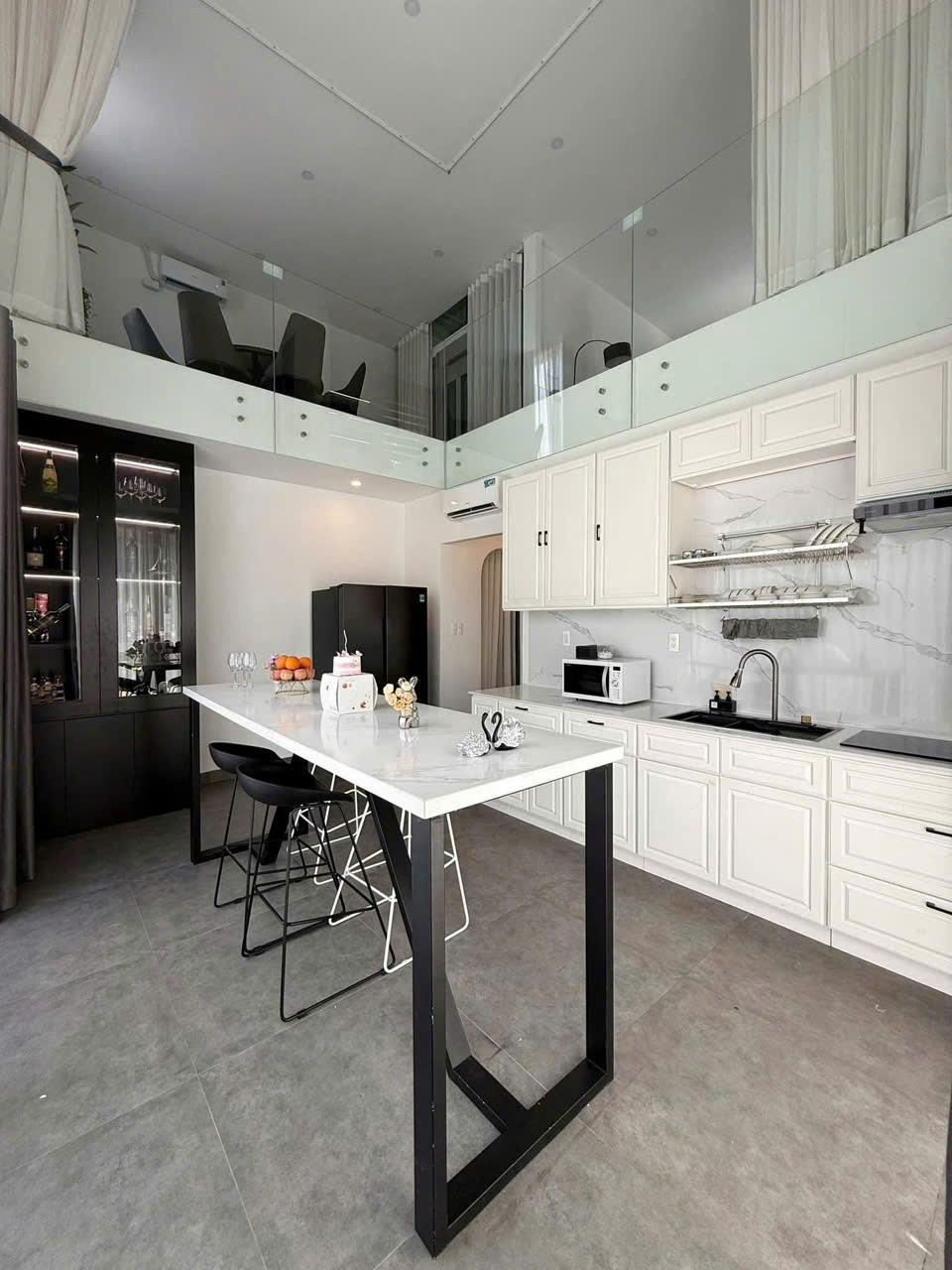 Cho thuê Biệt thự Quận 2, Hồ Chí Minh, Diện tích 400m², Giá Thương lượng 8