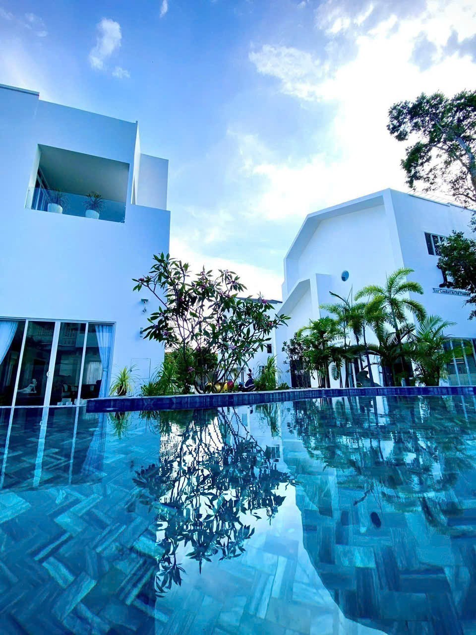 Cho thuê Biệt thự Quận 2, Hồ Chí Minh, Diện tích 400m², Giá Thương lượng 14