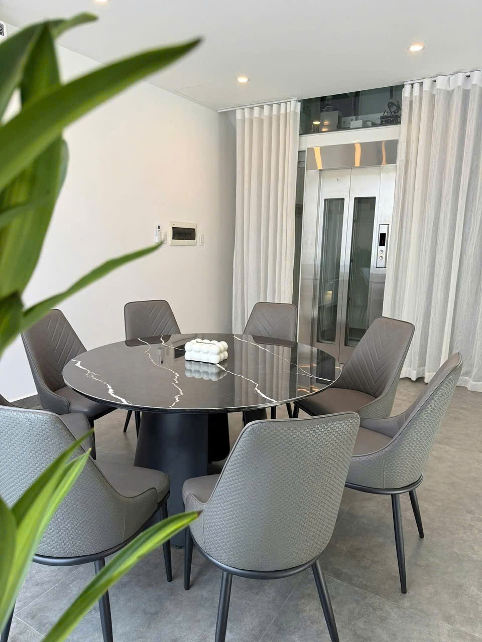 Cho thuê Biệt thự Quận 2, Hồ Chí Minh, Diện tích 400m², Giá Thương lượng 11