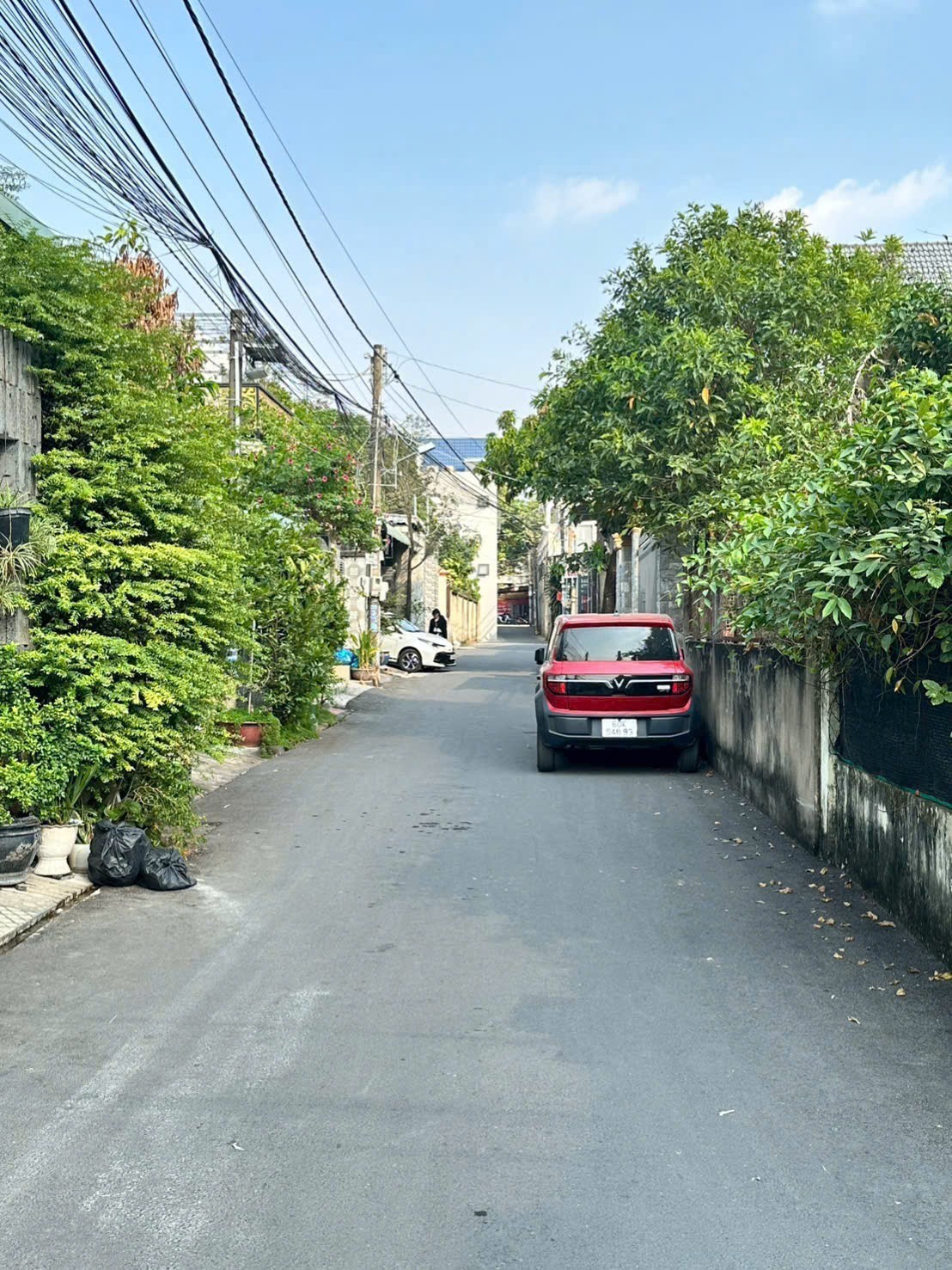 Bấn đất 1 sẹc Nguyễn Văn Tiên ngang 6x22m sỏ hồng, thổ cư 4