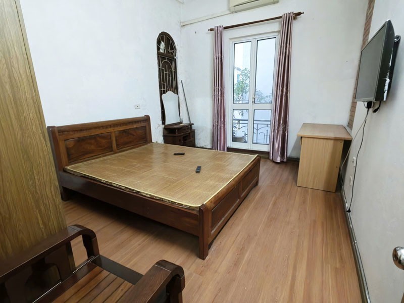Bán Nhà Ngõ 987 Ngô Gia Tự 32m2 x 4 Tầng, Gần Chợ Thanh Am, Có Thể Lên Thêm Tầng