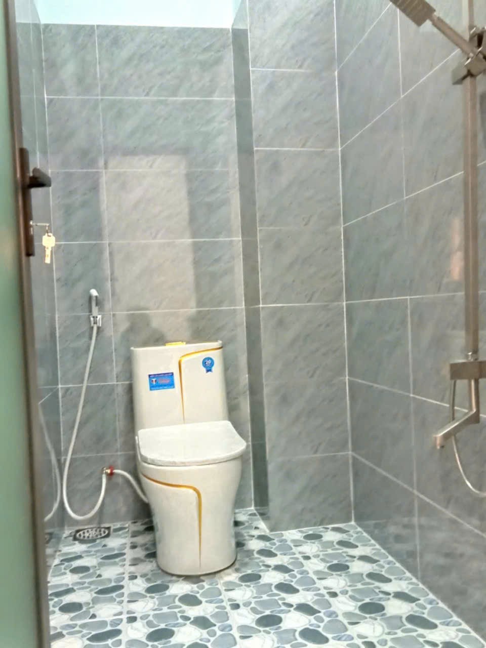 Bán 2 nhà xã Long Trạch, Cần Đước dt 105m2 , 1 lửng,3pn,3wc đã hoàn công giá 2,38 tỷ /căn 11