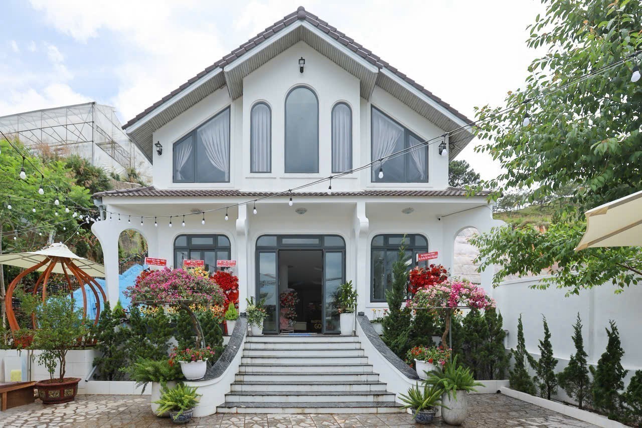 Cho thuê Villa đồi Đa Phú săn mây sân vườn và hồ bơi cực chill 50 triệu/tháng