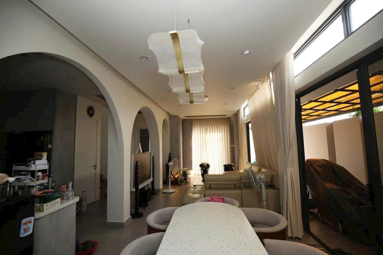 Cần bán Biệt thự Phường Hiệp Bình Chánh, Thủ Đức, Diện tích 235m², Giá 38 Tỷ 2