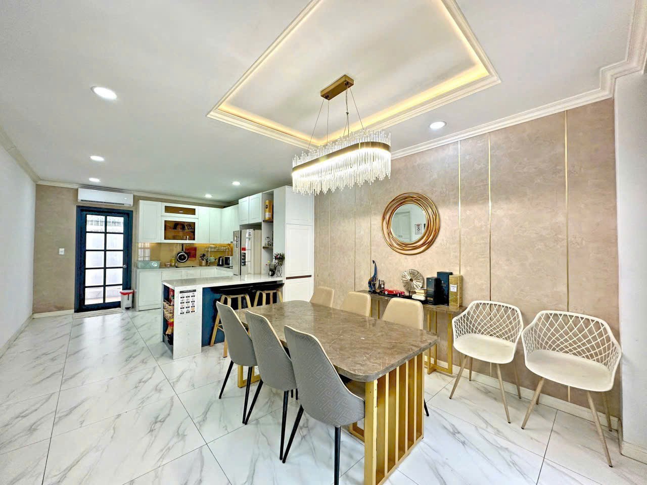 Cho thuê Biệt thự Quận 7, Hồ Chí Minh, Diện tích 200m², Giá 100 Triệu/tháng 10