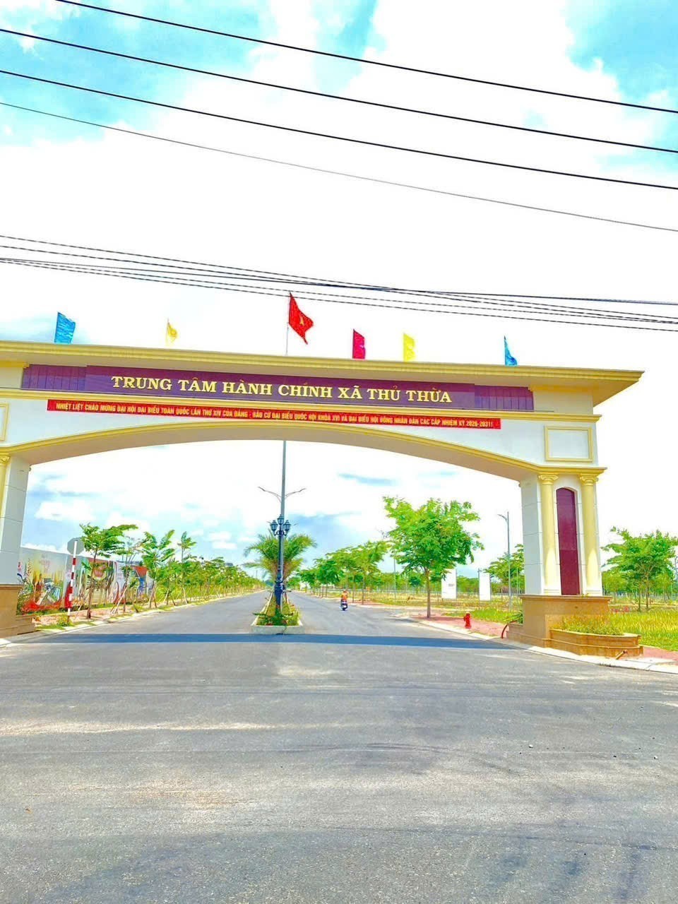 Bán 10 lô đất thổ cư mt đường nhựa thị trấn Thủ Thừa giá từ 780 đến 930 triệu tùy lô