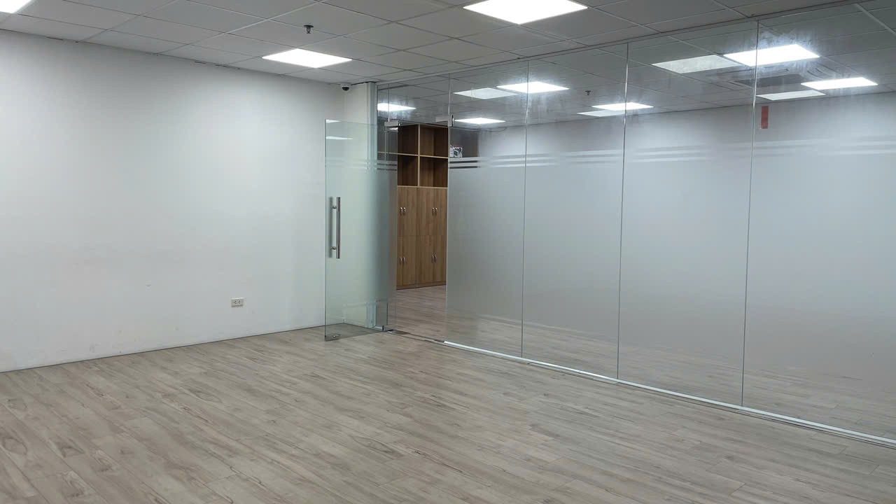 Cho thuê Văn phòng tòa  Han Jardin Ngoại Giao Đoàn, 175m², giá thương lượng 8