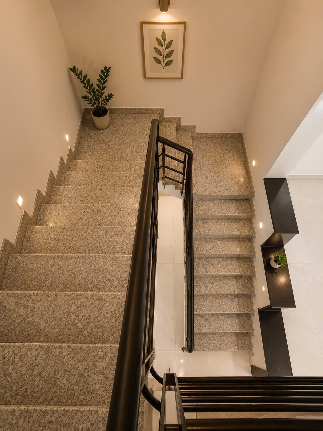 NHÀ LÔ GÓC 85M²- LÊ VĂN LƯƠNG– DT 5X17, 4 PN– ĐƯỜNG NHỰA 6M – SHR HOÀN CÔNG ĐỦ – GIÁ 5 TỶ HAI 4