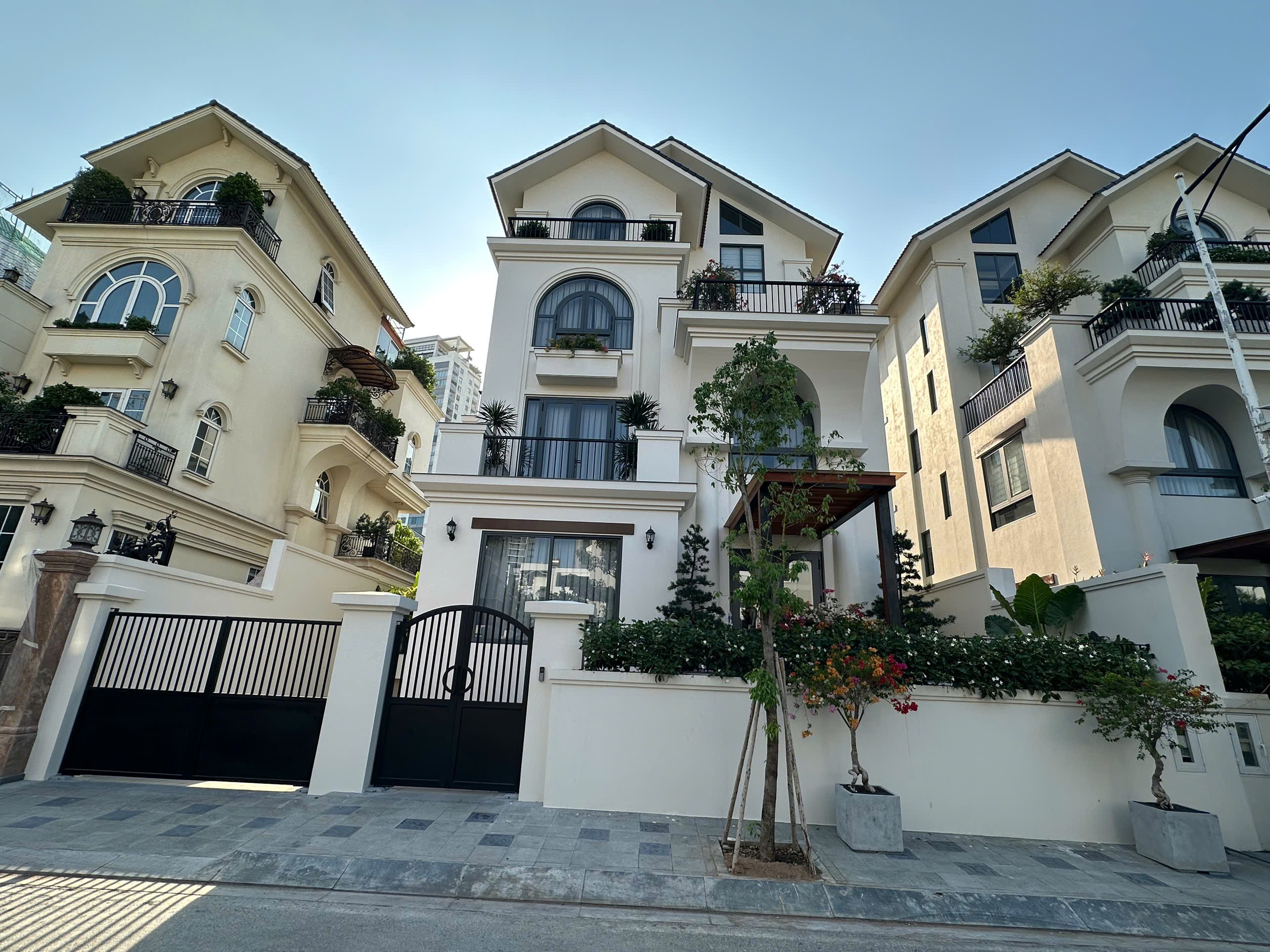 Cho thuê Biệt thự Quận 2, Hồ Chí Minh, Diện tích 280m², Giá 200 Triệu/tháng 12