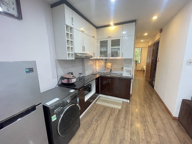 Cho thuê Căn hộ chung cư đường Đào Tấn, Phường Cống Vị, Diện tích 50m², Giá 15.6 Triệu/tháng