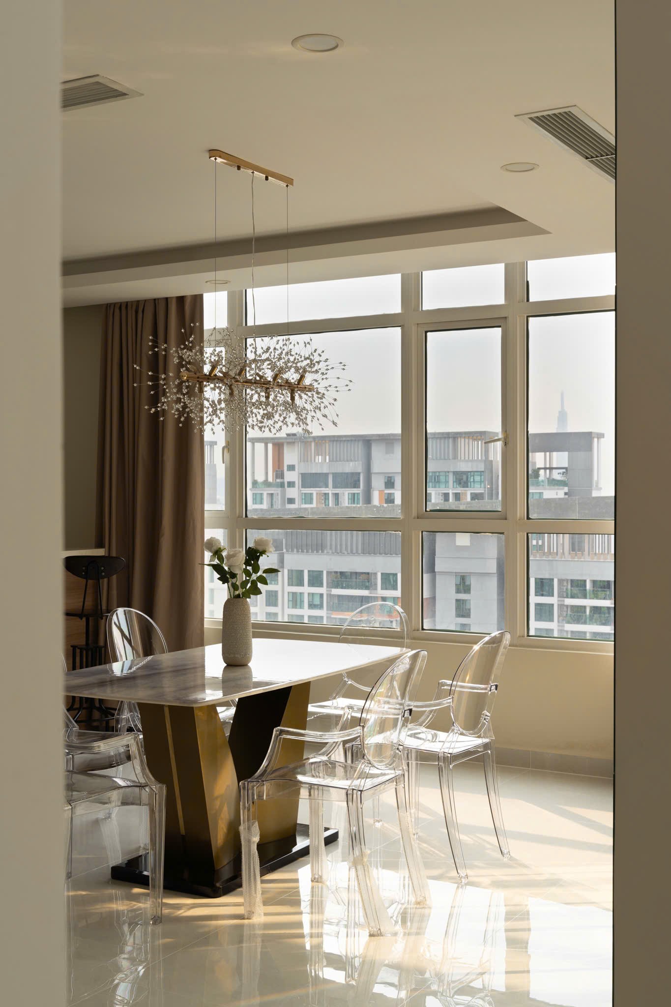 Cho thuê Căn hộ chung cư Quận 2, Hồ Chí Minh, Diện tích 300m², Giá Thương lượng 3