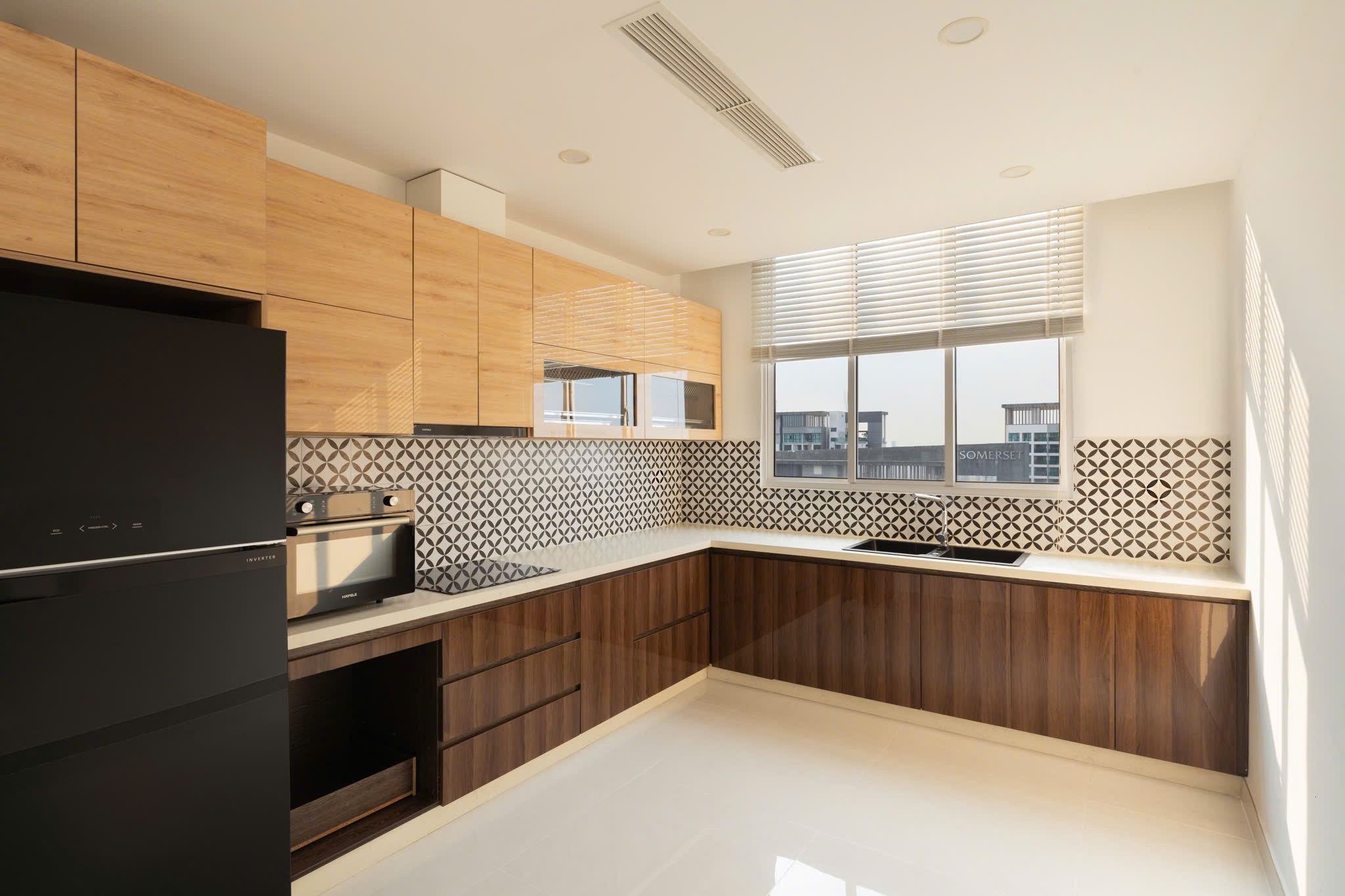 Cho thuê Căn hộ chung cư Quận 2, Hồ Chí Minh, Diện tích 300m², Giá Thương lượng 25