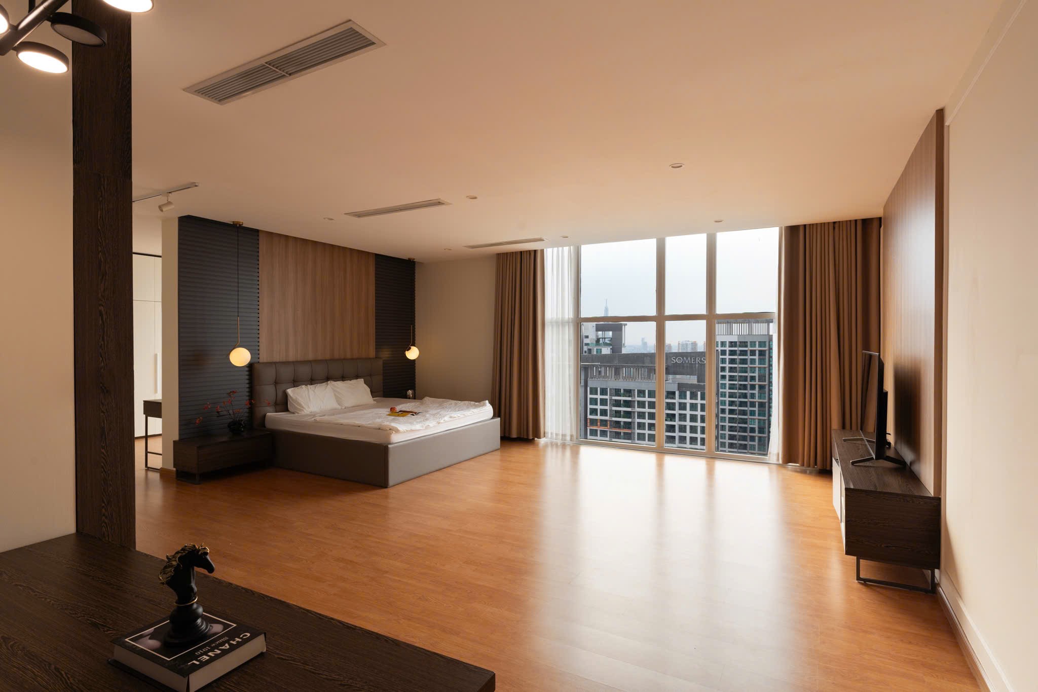 Cho thuê Căn hộ chung cư Quận 2, Hồ Chí Minh, Diện tích 300m², Giá Thương lượng 36