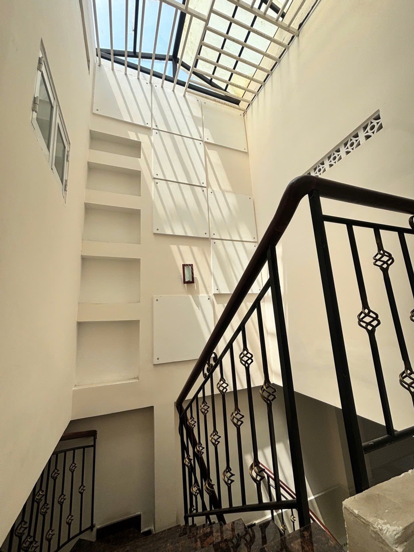 HIẾM BÁN NHÀ ĐƯỜNG SỐ 47 TÂN QUY 4X15 HẺM OTO CHỈ 6 TỶ 5 5