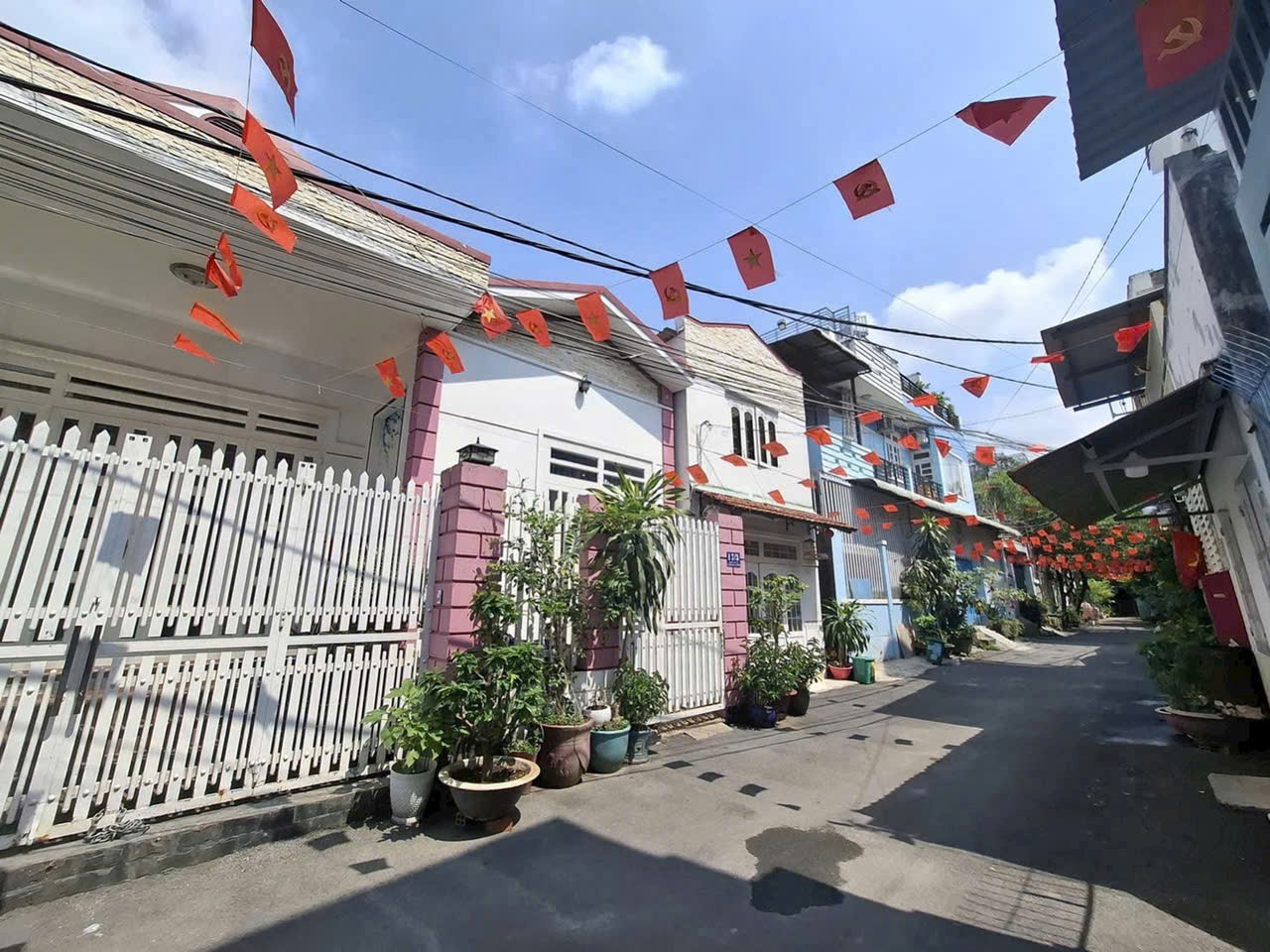 Cần bán Đất Phường Phước Long A, Quận 9, Diện tích 90m², Giá Thương lượng 3