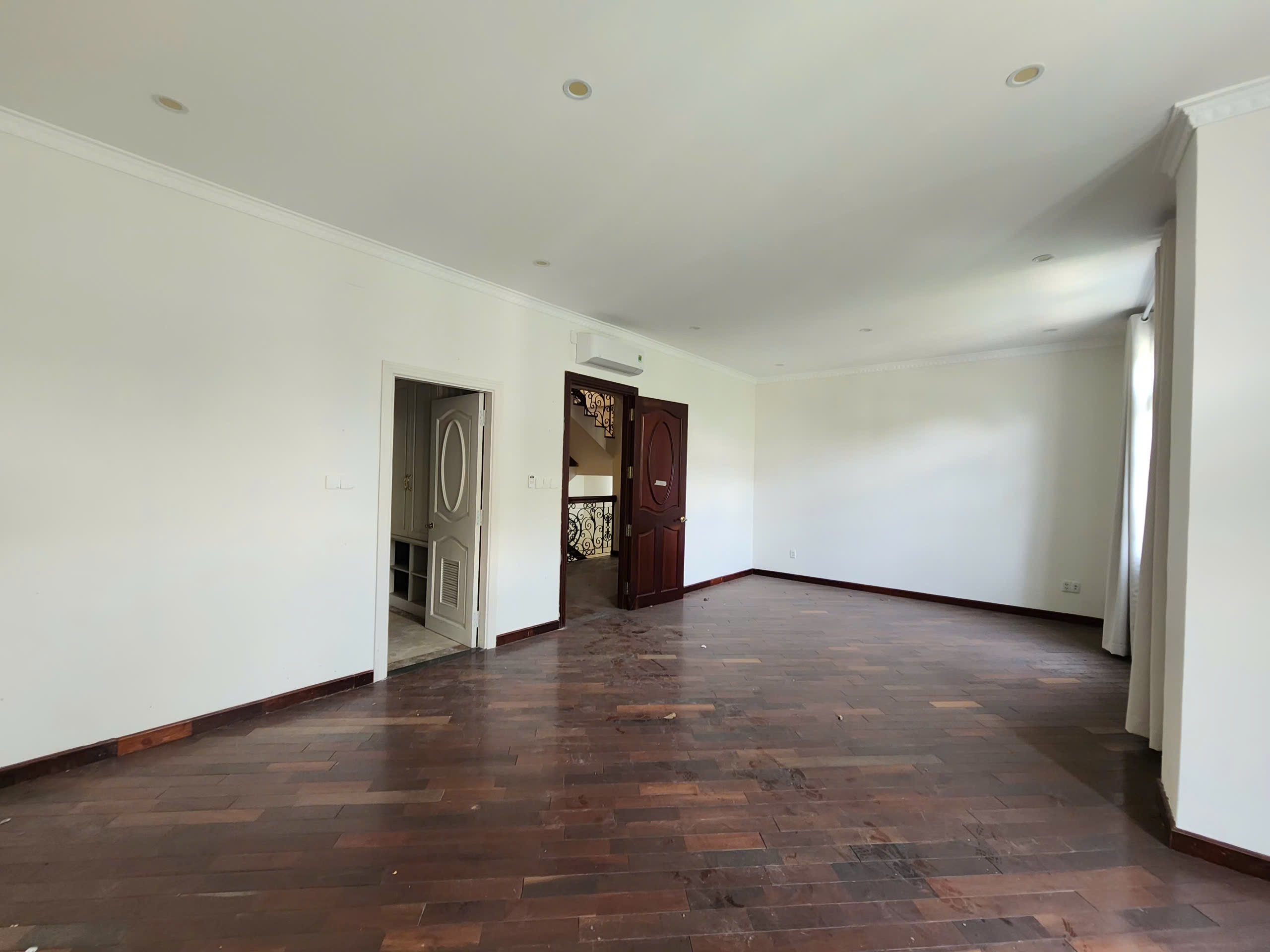 Cho thuê Biệt thự Phường Thảo Điền, Quận 2, Diện tích 650m², Giá Thương lượng 17