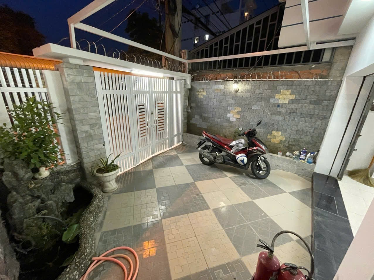 Cần bán Nhà mặt tiền Phường Bình Trưng Tây, Quận 2, Diện tích 75m², Giá Thương lượng 41