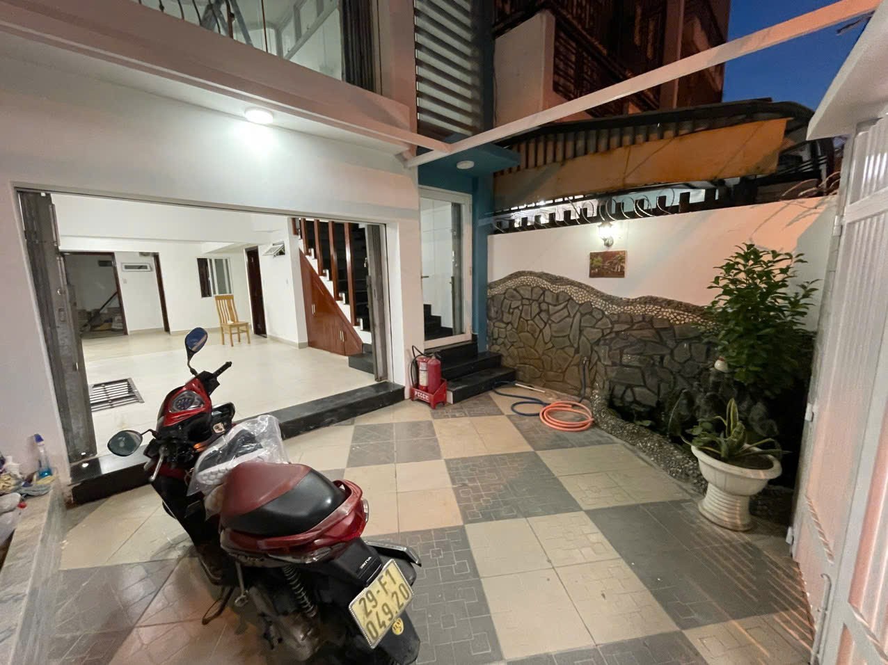 Cần bán Nhà mặt tiền Phường Bình Trưng Tây, Quận 2, Diện tích 75m², Giá Thương lượng 42
