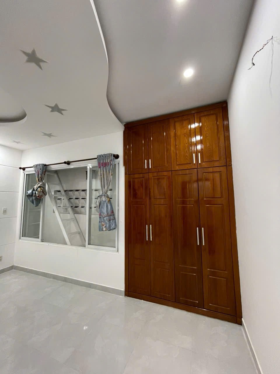 Cần bán Nhà mặt tiền Phường Bình Trưng Tây, Quận 2, Diện tích 75m², Giá Thương lượng 24