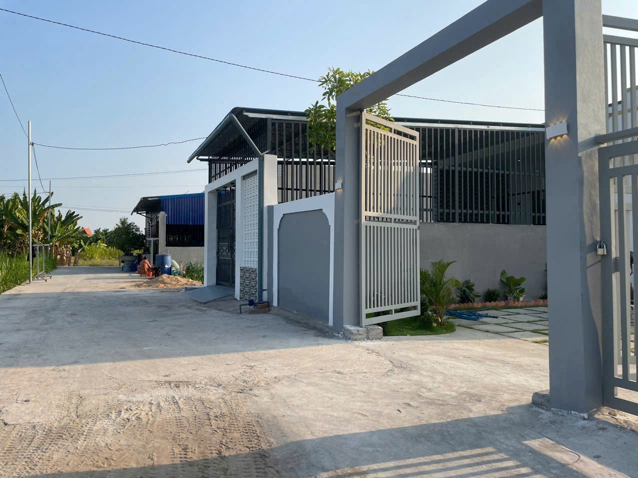 Bán nhà vườn đẹp , đường oto beton xã Phước Vân, Cần Đước tdt 900m2 ( 238m2 thổ) 2pn giá 4 tỷ 5