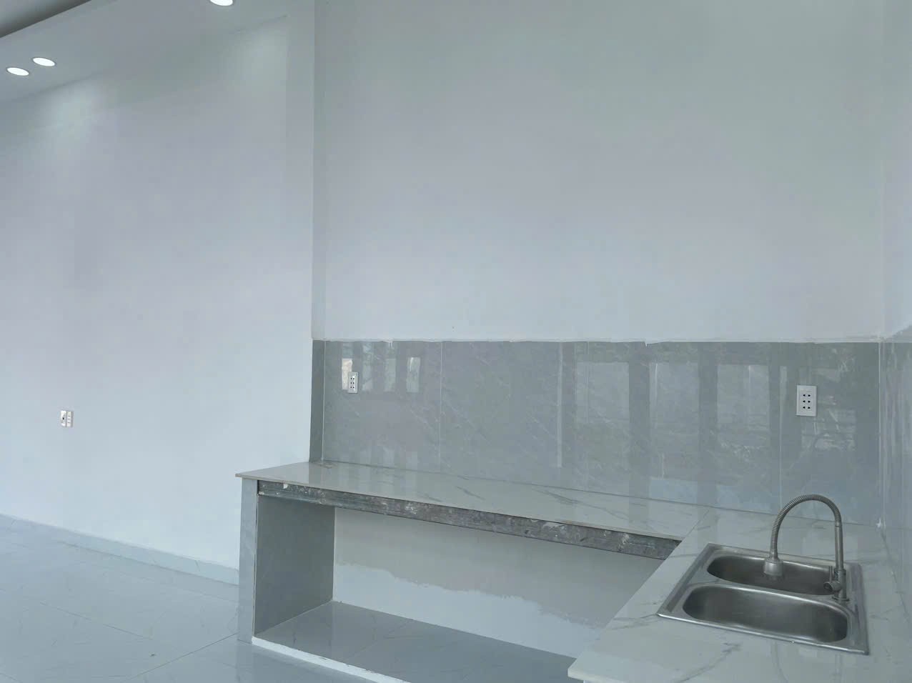 Bán nhà vườn đẹp , đường oto beton xã Phước Vân, Cần Đước tdt 900m2 ( 238m2 thổ) 2pn giá 4 tỷ 26