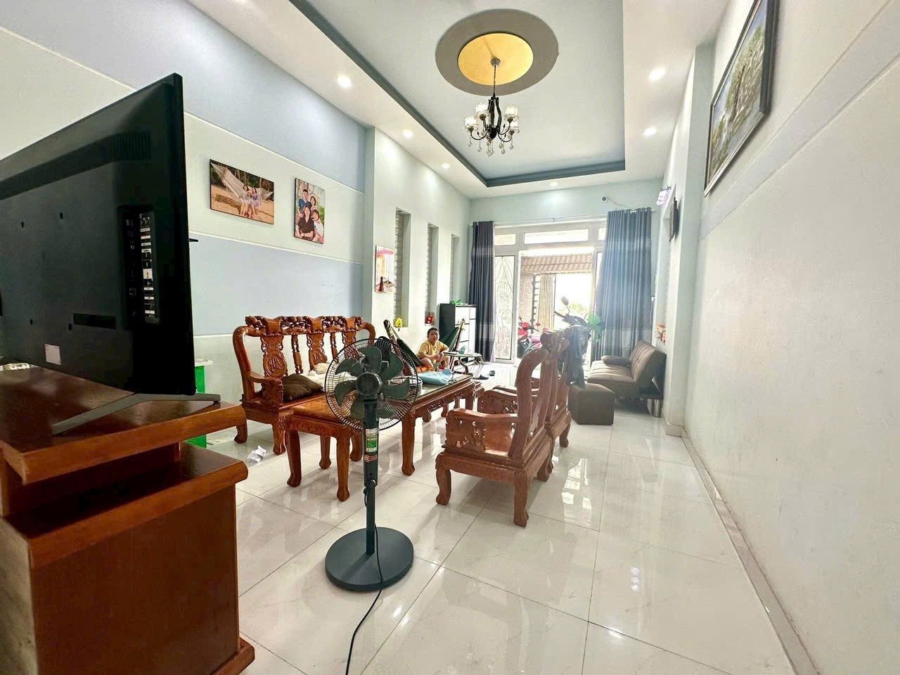 Bán nhà mặt tiền đường nhựa xã Phước Vân, Cần Đước dt 102m2 1 lầu,2pn,2wc giá 1,9 tỷ 9