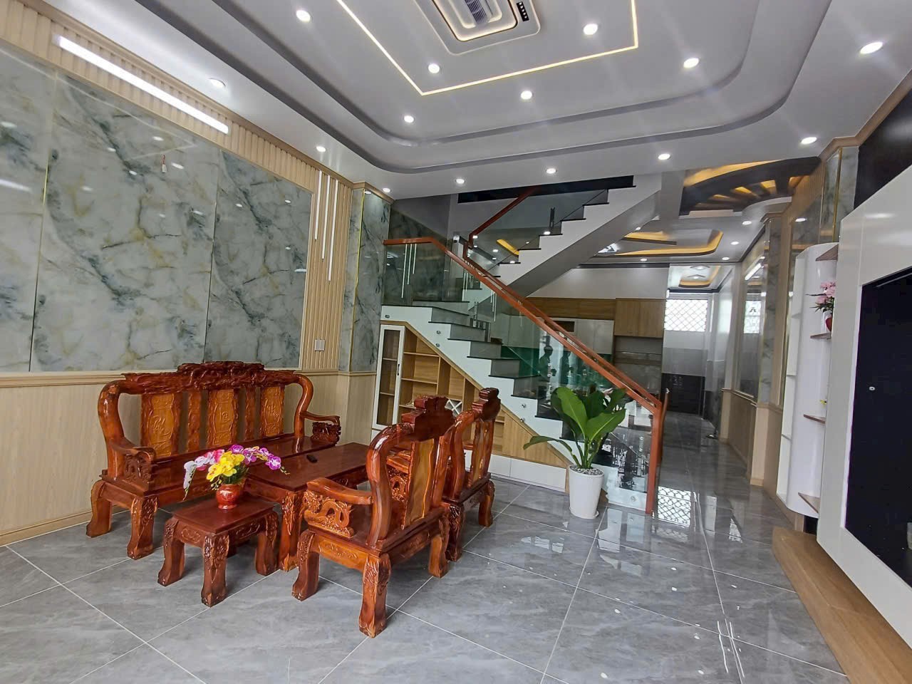 Bán nhà mới xây thị trấn Đức Hòa dt 105m2 1 lầu 3pn,3wc giá 2,85 tỷ 12