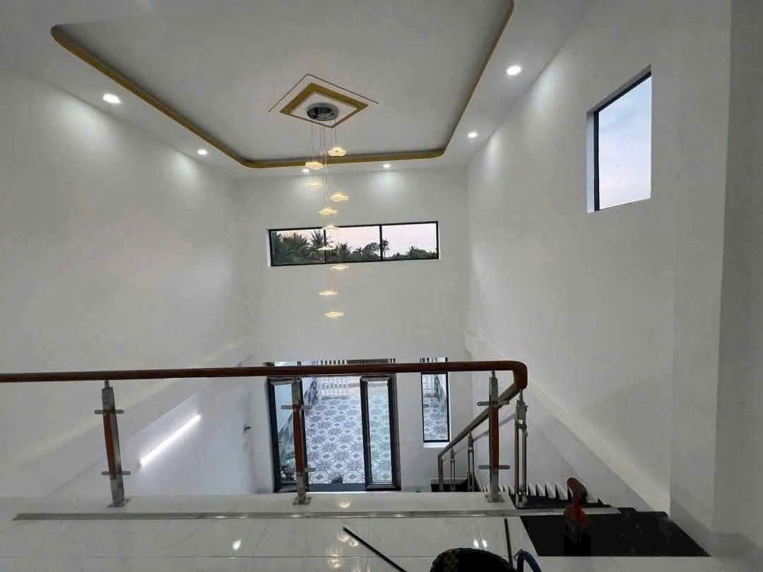 Bán nhà mới xây xã An Thạnh, Bến Lức đối diện Waterproof dt 100m2, 1 lửng , 3pn,2wc giá 2,15 tỷ 4