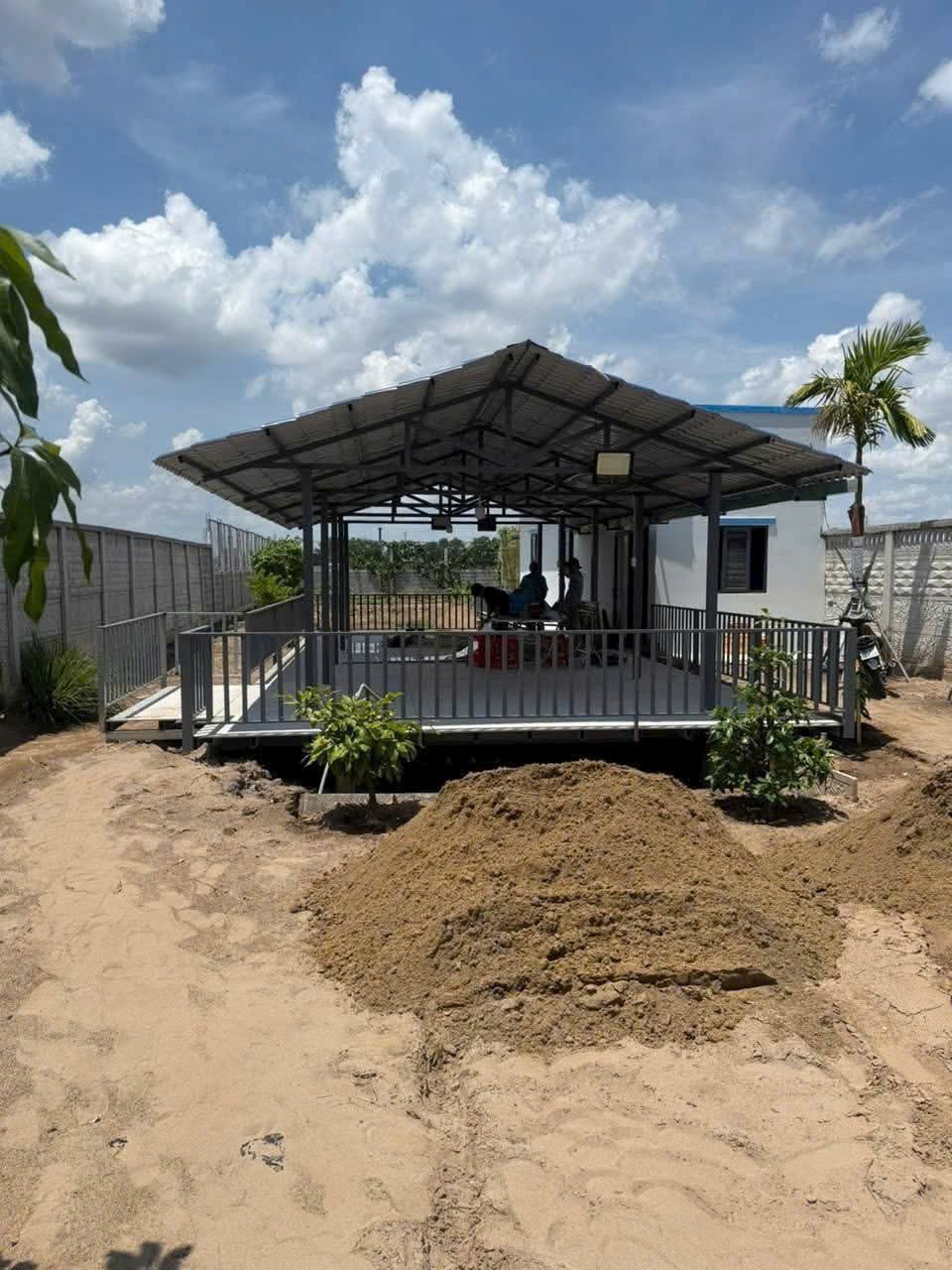 Bán nhà vườn mới xây có sân vườn , chòi thủy tạ xã Thạnh Đức tdt 1000m2 ( 300m2 thổ) giá 3 tỷ 7