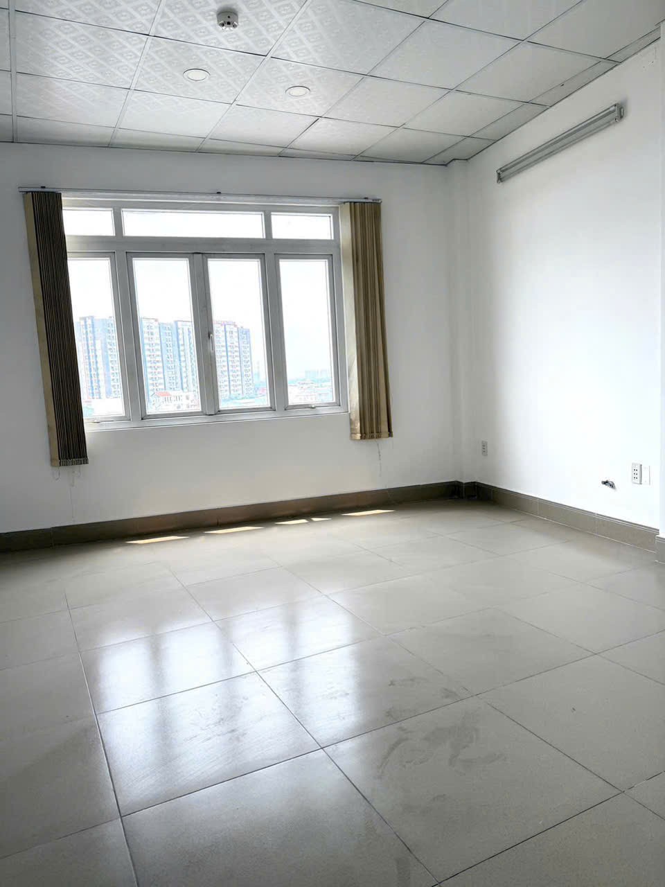 Cho thuê Nhà mặt tiền Quận 9, Hồ Chí Minh, Diện tích 414m², Giá 50 Triệu/tháng