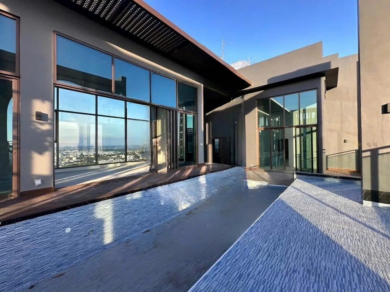 Cần bán Căn hộ chung cư Quận 2, Hồ Chí Minh, Diện tích 570m², Giá 220 Tỷ 1