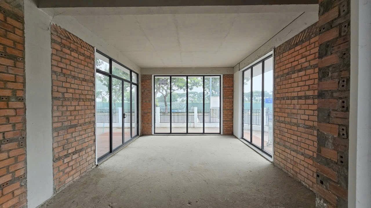 Cần bán Biệt thự Quận 9, Hồ Chí Minh, Diện tích 400m², Giá 28.5 Tỷ
