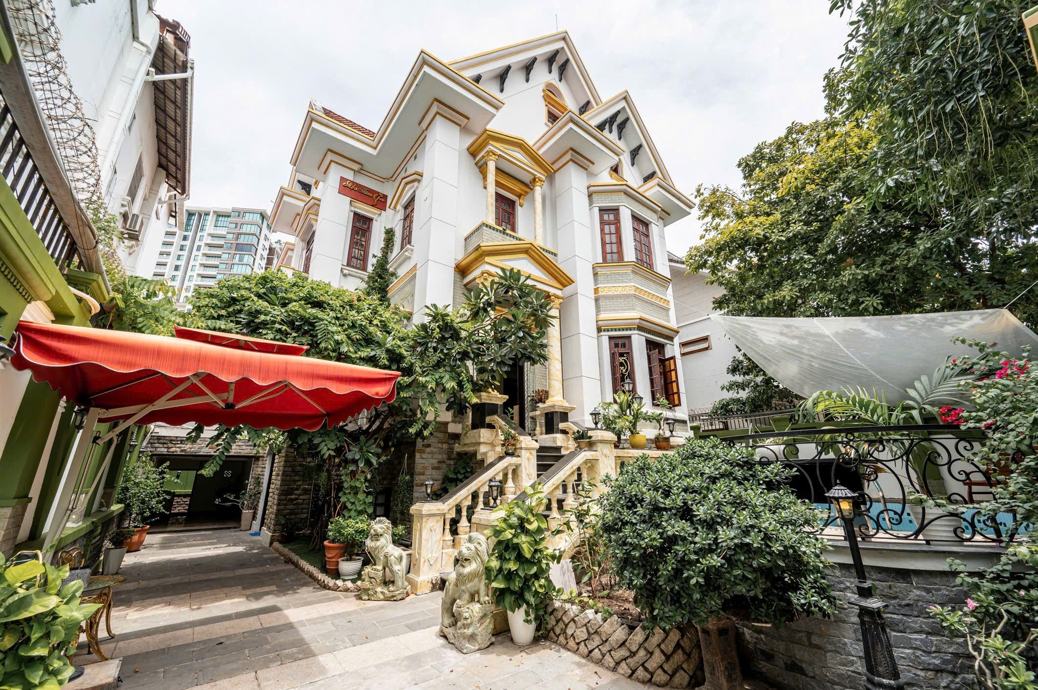 Cho thuê Biệt thự Quận 2, Hồ Chí Minh, Diện tích 324m², Giá Thương lượng 6