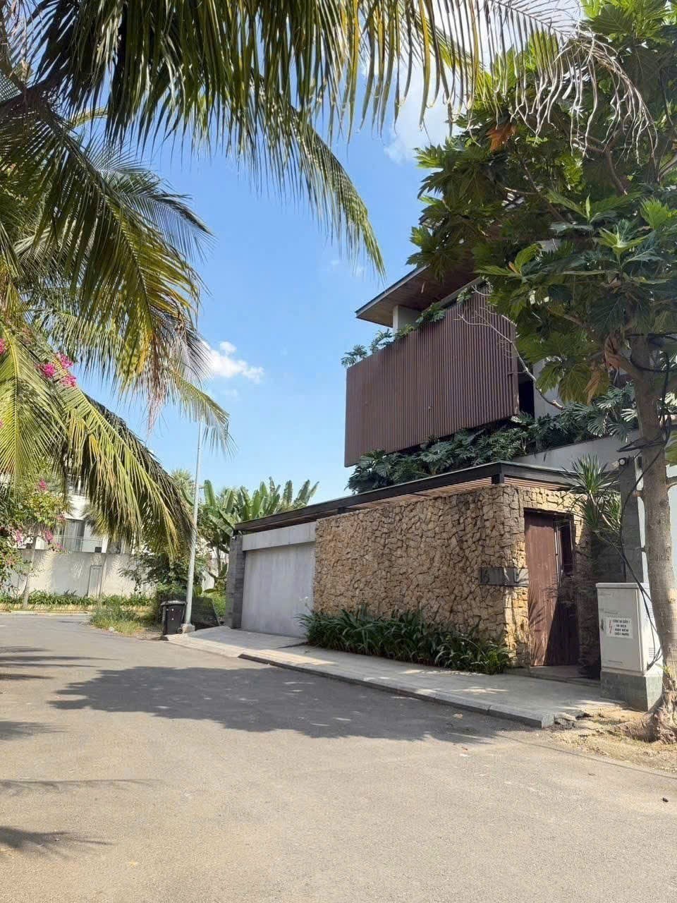 Cần bán Biệt thự Phường Thạnh Mỹ Lợi, Quận 2, Diện tích 270m², Giá 75 Tỷ 6